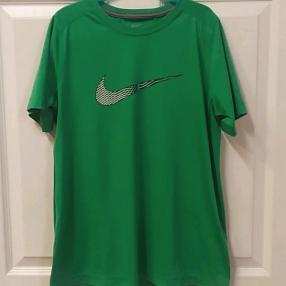 Nike Other - Boys Green DRI-FIT NIKE shirt size L
